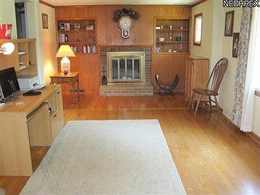 3rd image of 2526 Amelia Dr