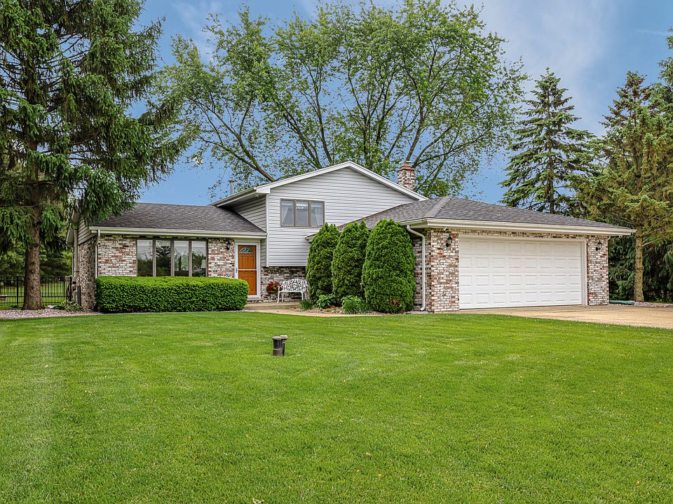 1st image of 13603 Larkspur Dr