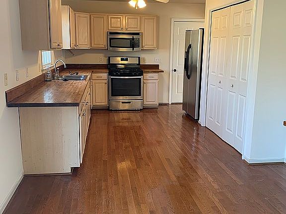 2nd image of 29770 Beall Dr