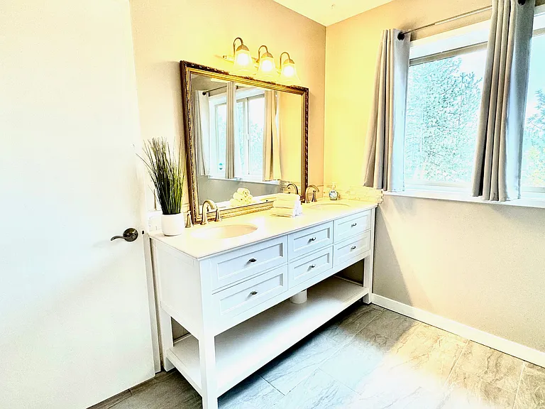 bathroom vanity