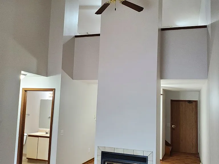 Orchard Village Apartments — Photo 220