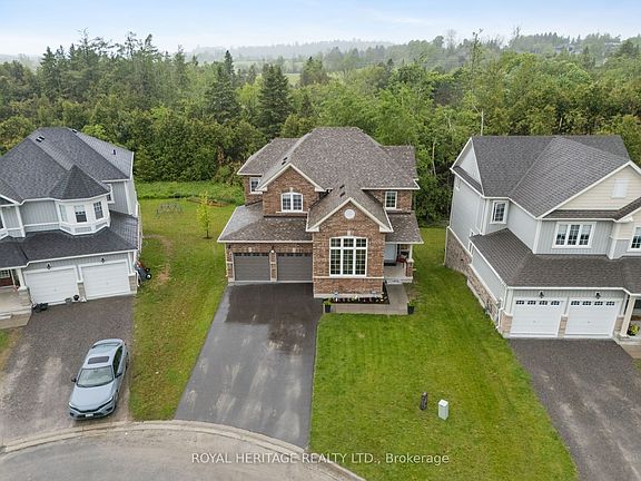 3rd image of 2 William Campbell Rd