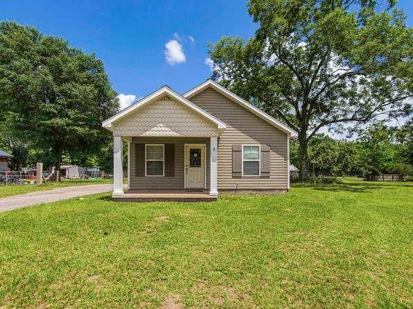 107 S Canal St, Samson, AL 36477