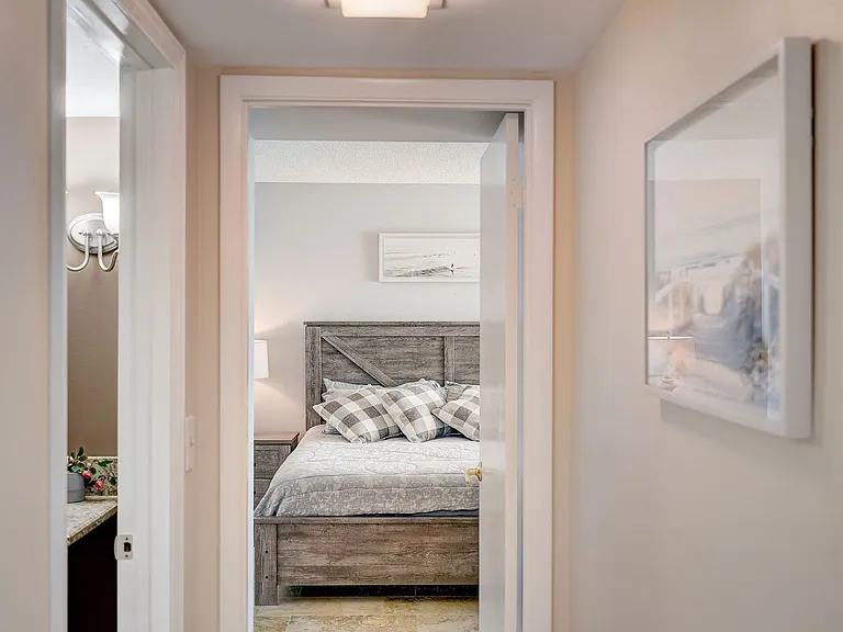 2425 Gulf Of Mexico Dr #14B — Photo 10