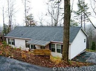 121 Hidden Meadow Dr, Candler, NC 28715