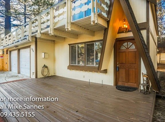 3rd image of 226 E Fairway Blvd