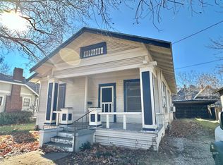 527 N Dixon St, Gainesville, TX 76240