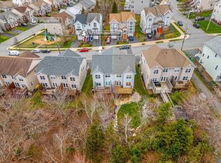 47 Fleetview Dr, Halifax, NS B3M4W1