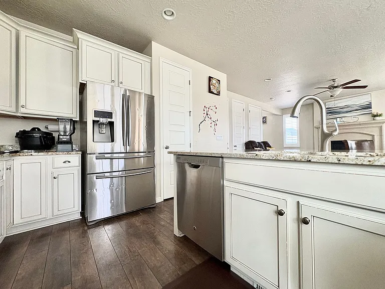 5297 W Halton Ln — Photo 10