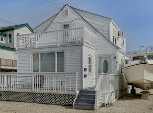 257 W 18th St, Ship Bottom, NJ 08008
