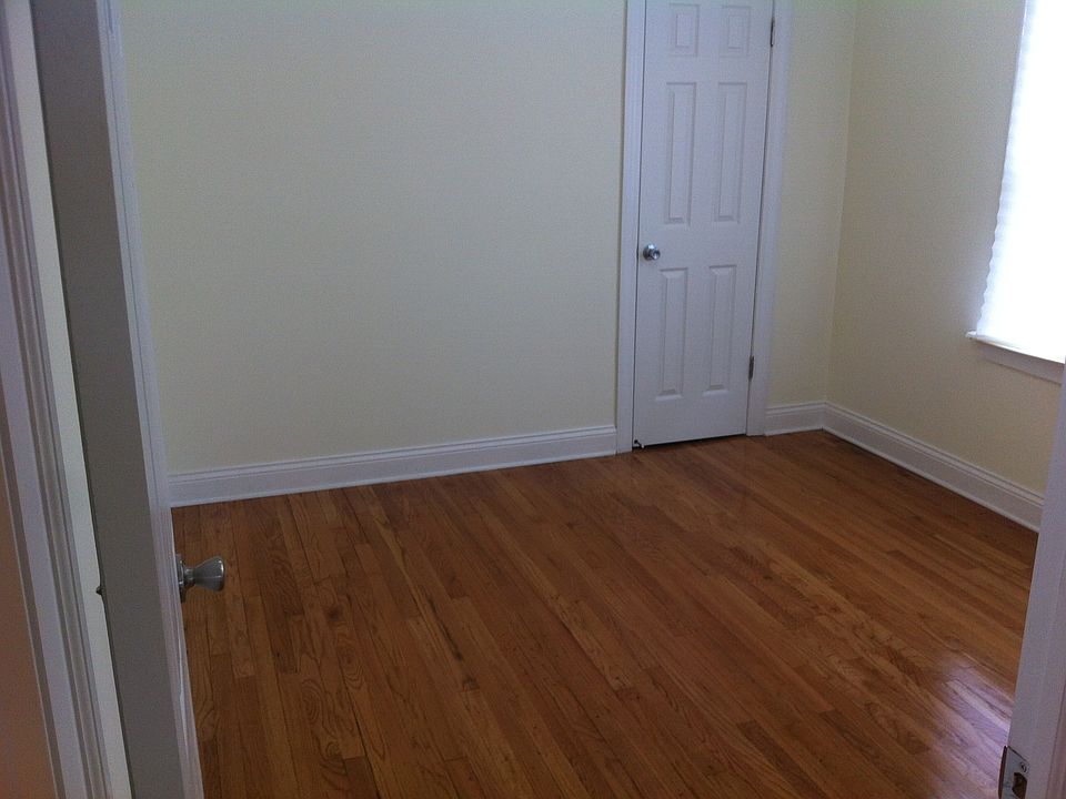2nd image of 8005 S Eberhart Ave APT 3