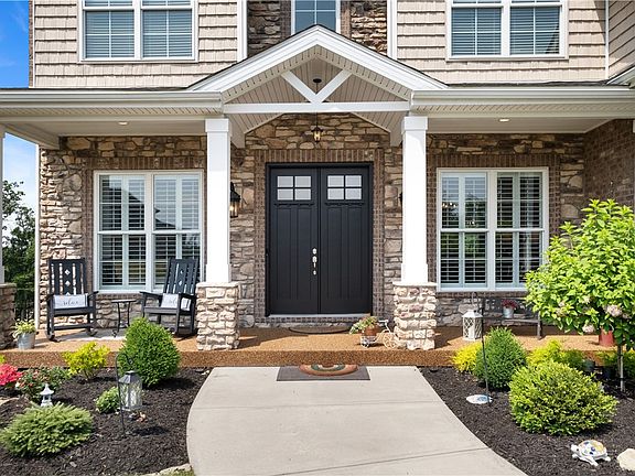 4th image of 206 Falcon Ln