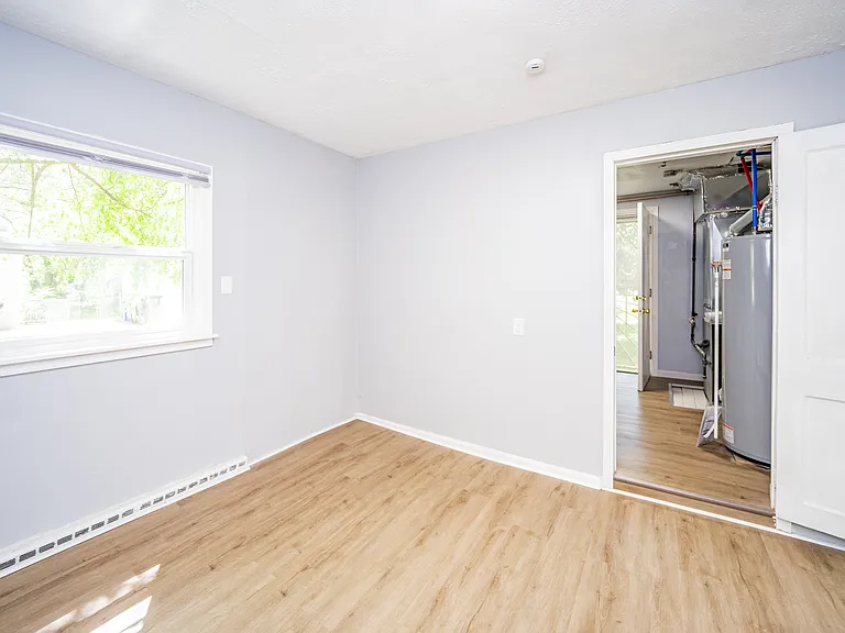 22675 Santa Maria St — Photo 22