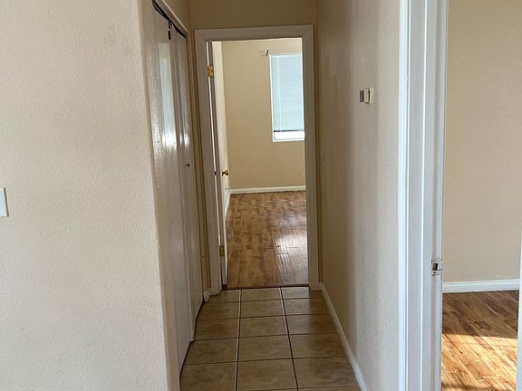 3rd image of 3704 Solandra St