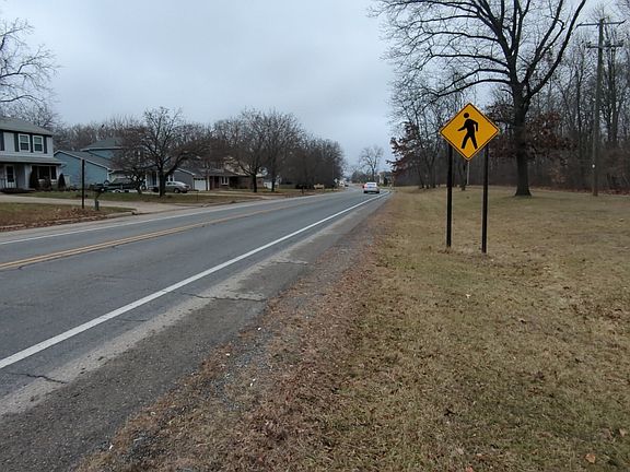 4th image of 8203 S Huron River Dr