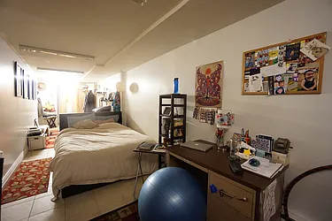 Rented by Rennit Inc.