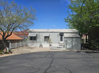 16 Mountain View St, Hurricane, UT 84737