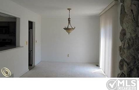 Dining Room.JPG