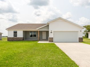 2405 S Cheri Dr, Bolivar, MO 65613