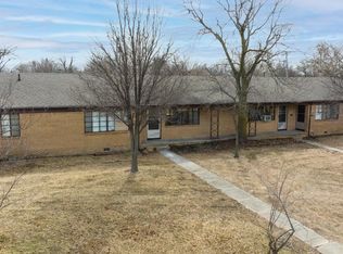 718 S Hunter St, Wichita, KS 67207