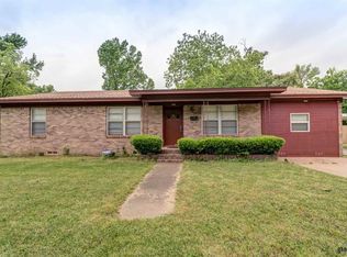 205 S Beulah St, Troup, TX 75789