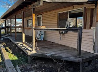 1745 Monrovia St, Susanville, CA 96130