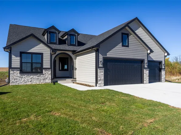 2712 Ponte Pl, Adel, IA 50003