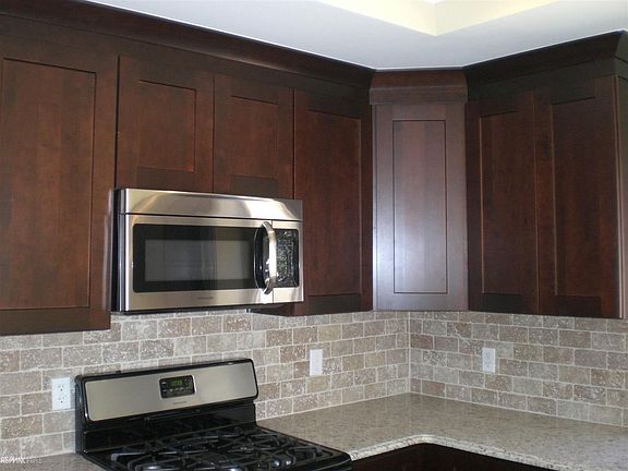 4th image of 62952 Franklin Park Dr