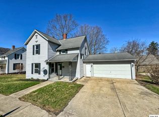 98 W Main St, Lexington, OH