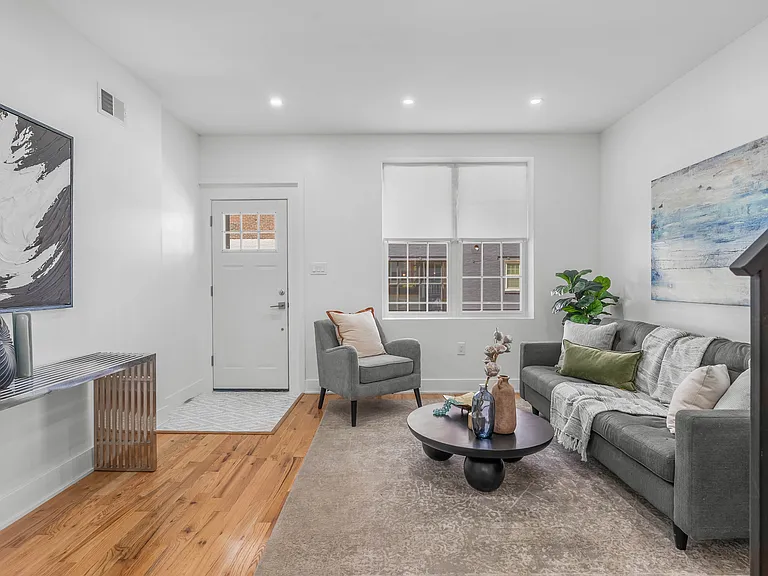 5118 Chancellor St — Photo 18
