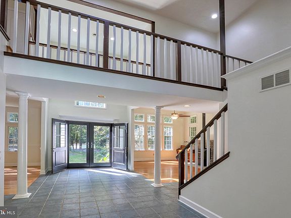 2nd image of 29247 White Pine Ln