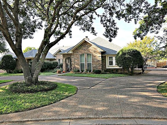 3rd image of 6633 Quail Ridge Dr
