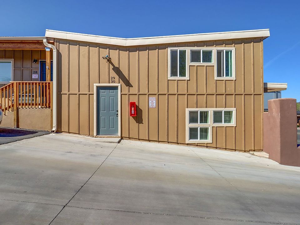 1st image of 1141 E Gurley St #30