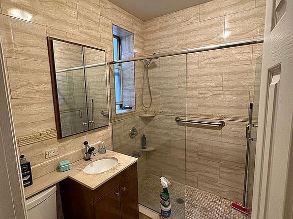 5th image of 1931 Ditmars Blvd #3