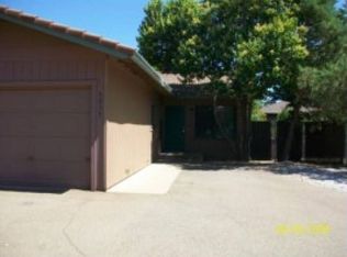 3007 Catalpa Ct APT B, Redding, CA 96002