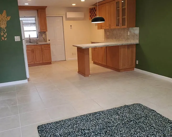 1881 SW 44th Ave #2 — Photo 5