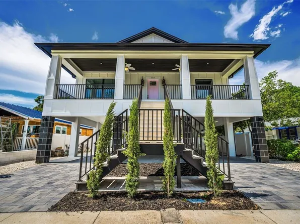 111 E Cedar St, Tarpon Springs, FL 34689