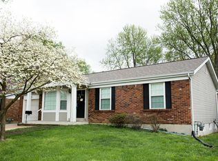 7338 Tannoia Dr, Hazelwood, MO 63042