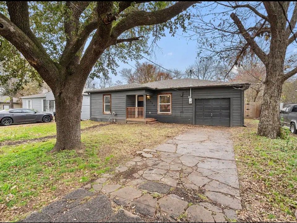 1st image of 4504 3rd St