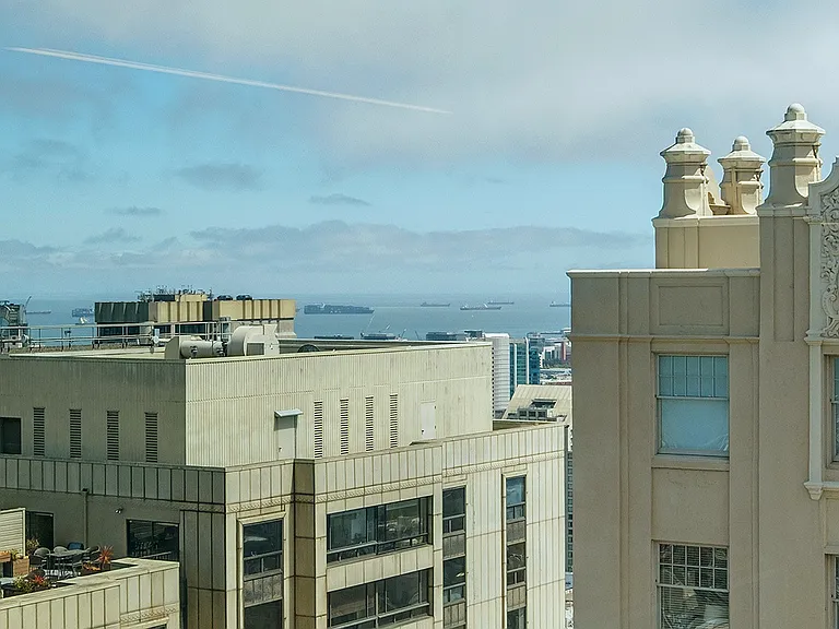 1200 California St #19D — Photo 12