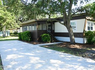 9040 Bonaparte Dr SW, Calabash, NC 28467