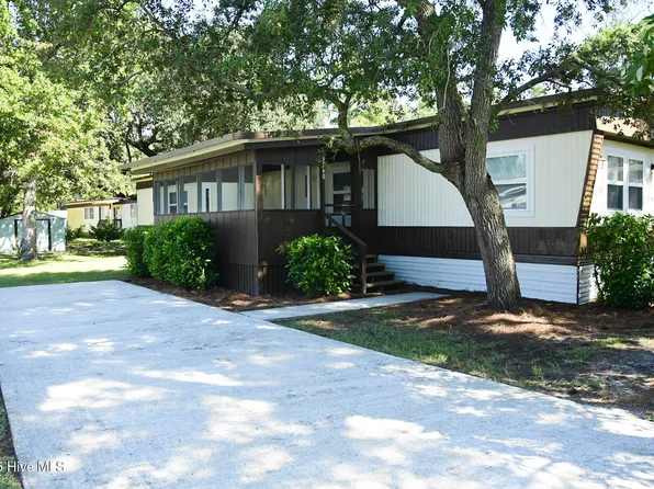 9040 Bonaparte Drive SW, Calabash, NC 28467