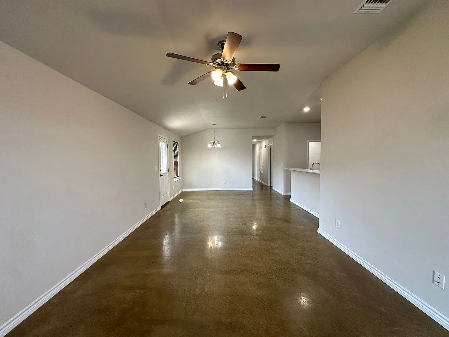 104 Lowes Blvd. — Photo 4