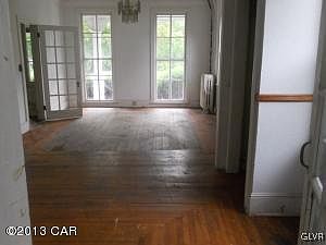 4th image of 14-16 N Canal St