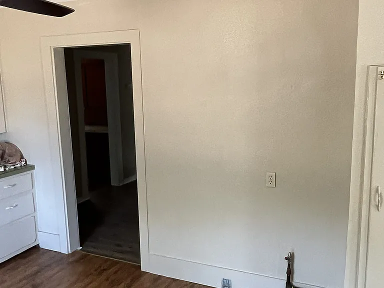 1019 Clay St — Photo 18