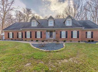 10730 Coach Light Dr, Evansville, IN