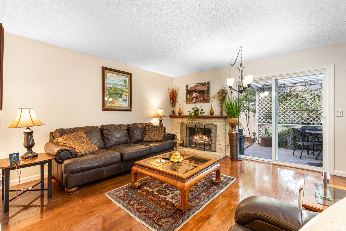 next background image