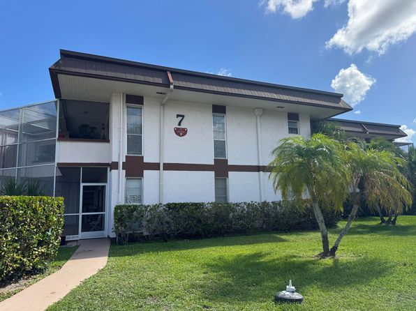 7 Greenway Vlg N Unit 107