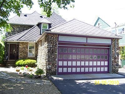 4th image of 84 Orchard Pl