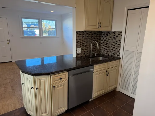 65 S Bay Ave, Highlands, NJ 07732